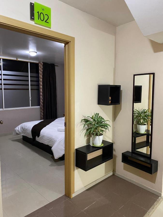 Hotel Wampushkar Zamora Bagian luar foto