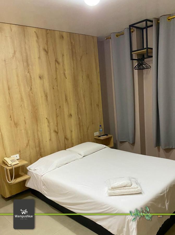 Hotel Wampushkar Zamora Bagian luar foto