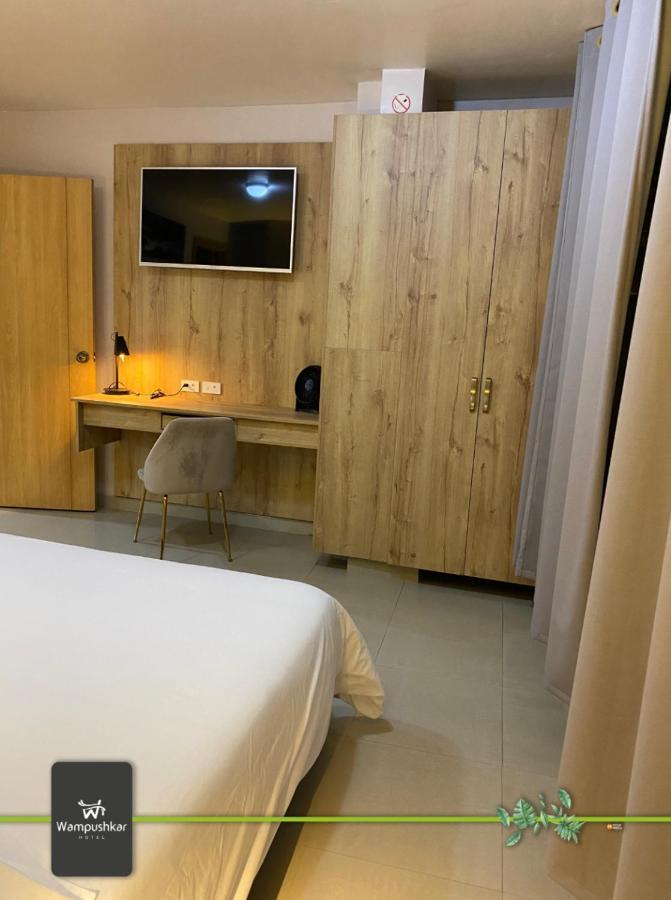 Hotel Wampushkar Zamora Bagian luar foto