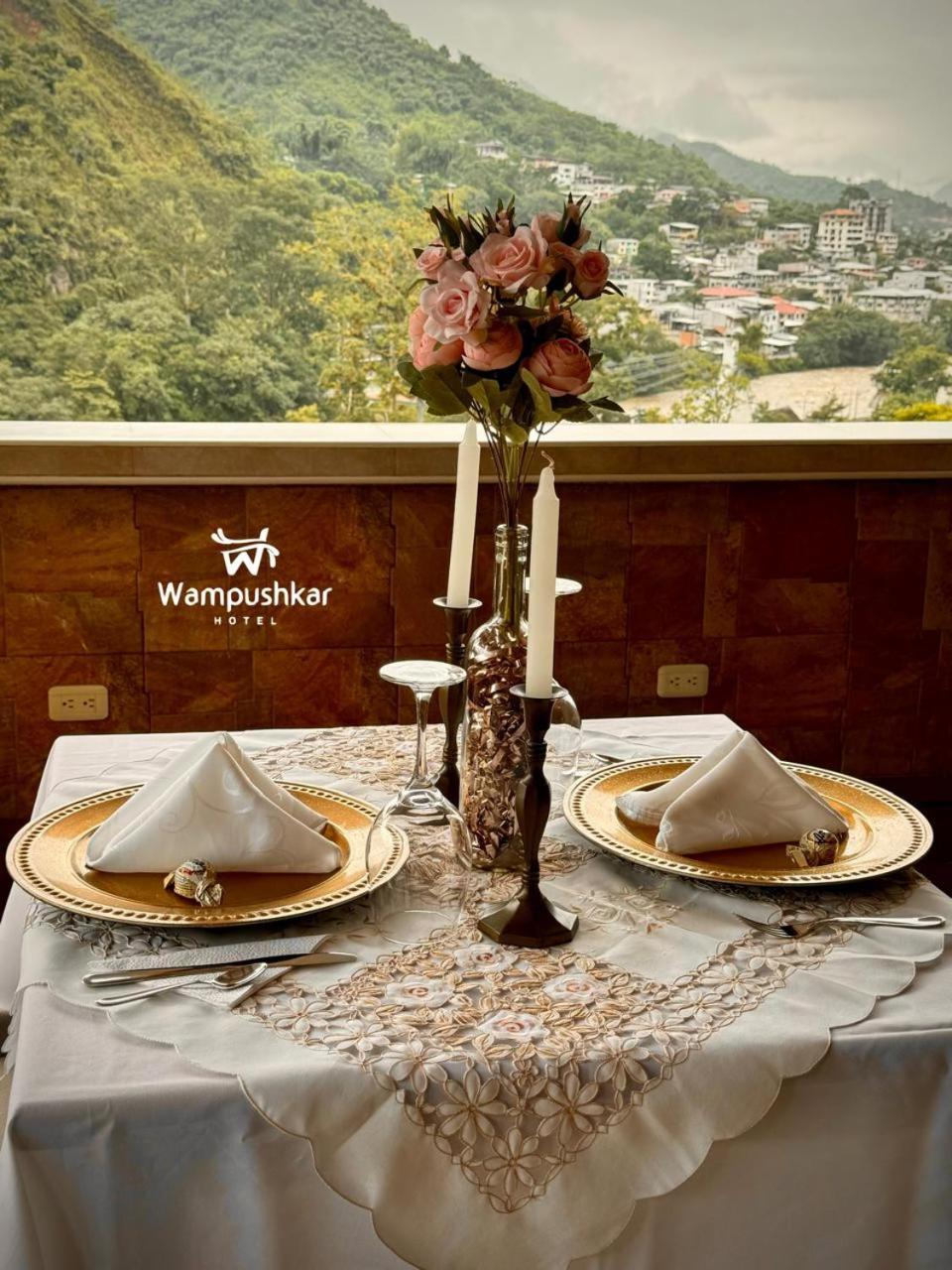 Hotel Wampushkar Zamora Bagian luar foto