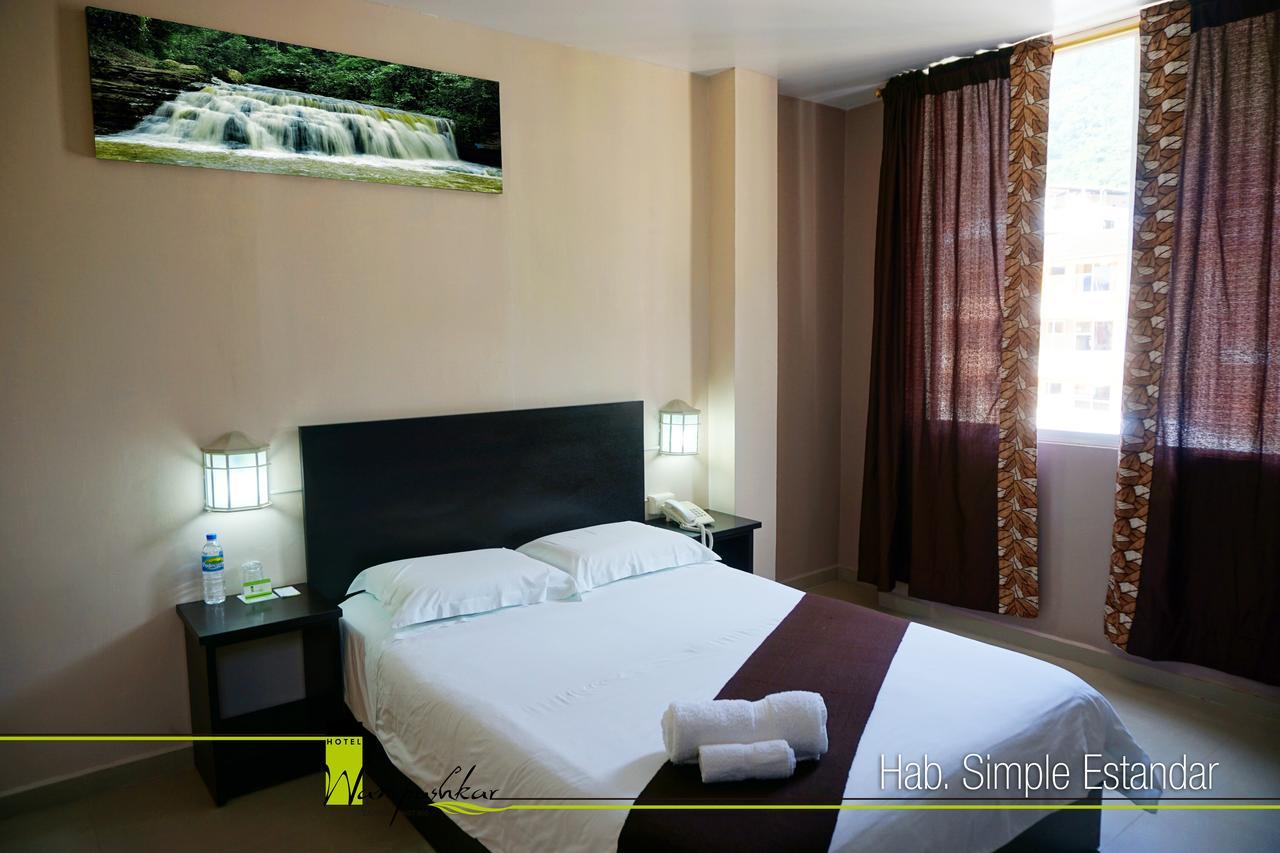 Hotel Wampushkar Zamora Bagian luar foto